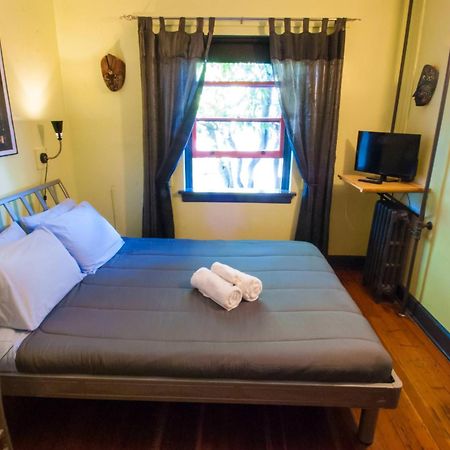 Ocean Island Inn | Backpackers | Suites Victoria Pokoj fotografie