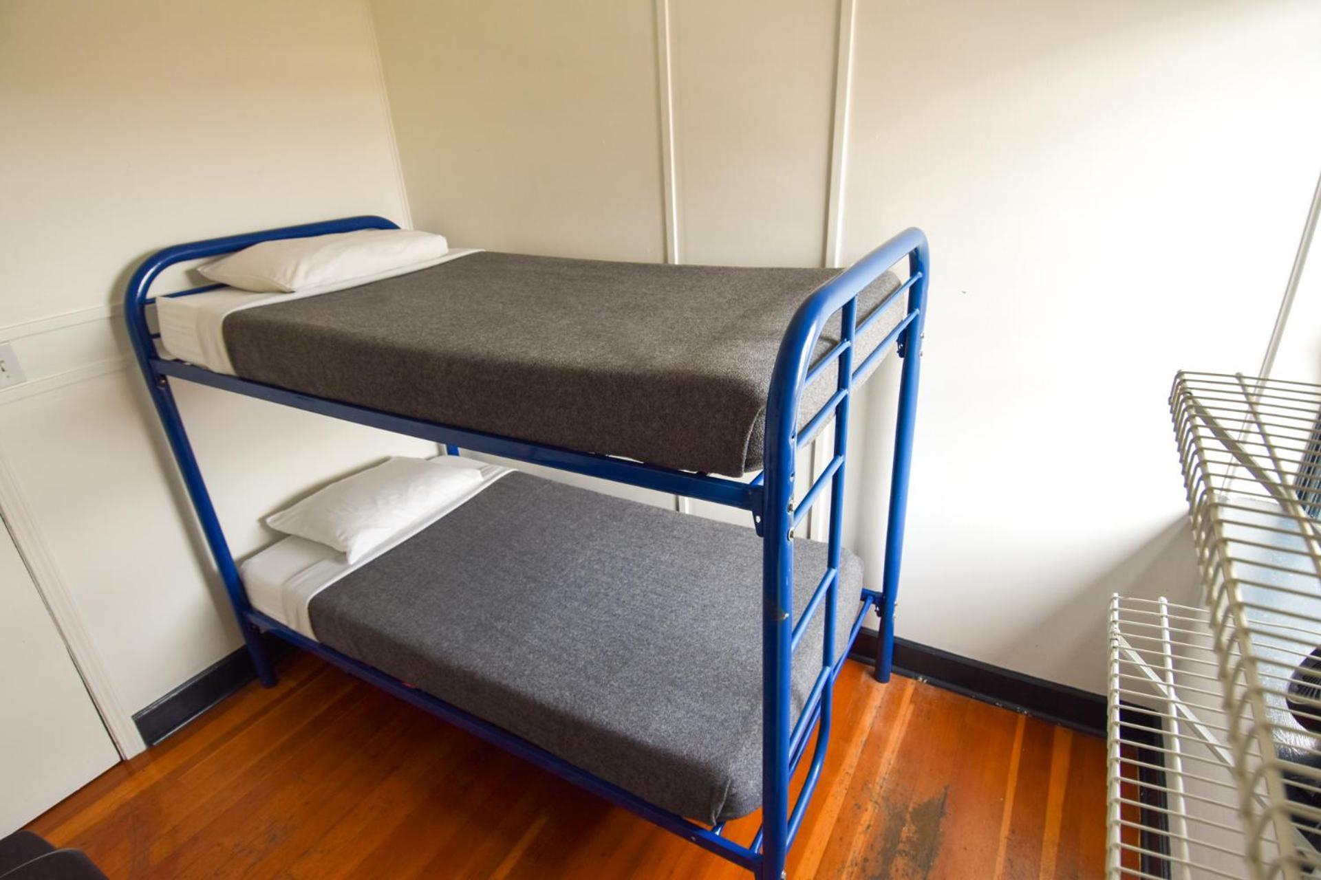 Ocean Island Inn | Backpackers | Suites Victoria Pokoj fotografie